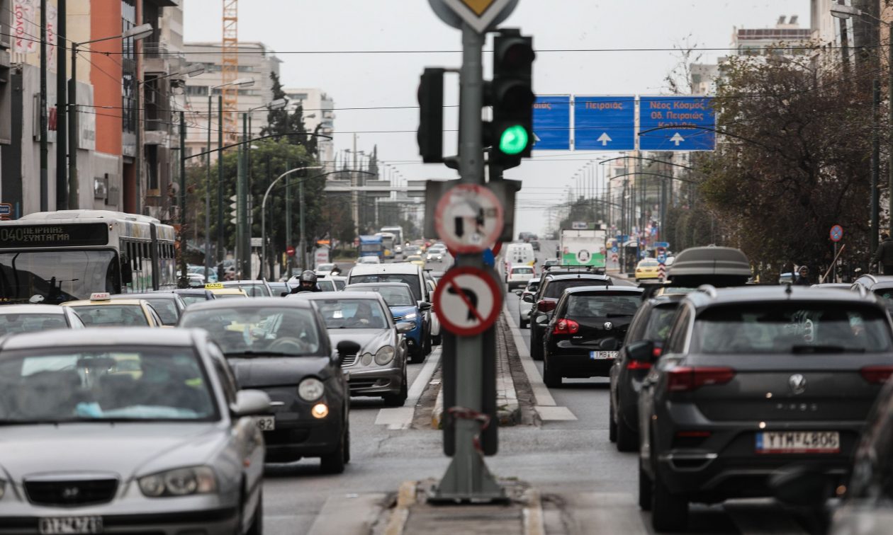 Η Ψυχολογία των Οδηγών και οι Επιπτώσεις του Μποτιλιαρίσματος στους Δρόμους του Λεκανοπεδίου